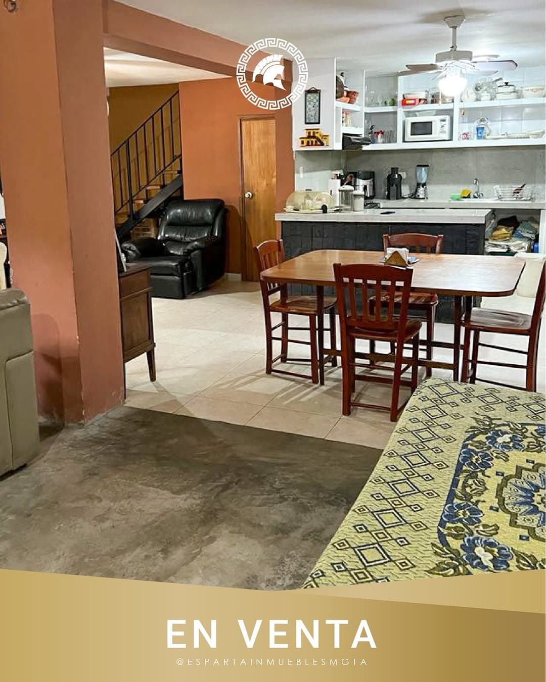 Townhouse 4 hab en Los Robles, Maneiro - imagen 3