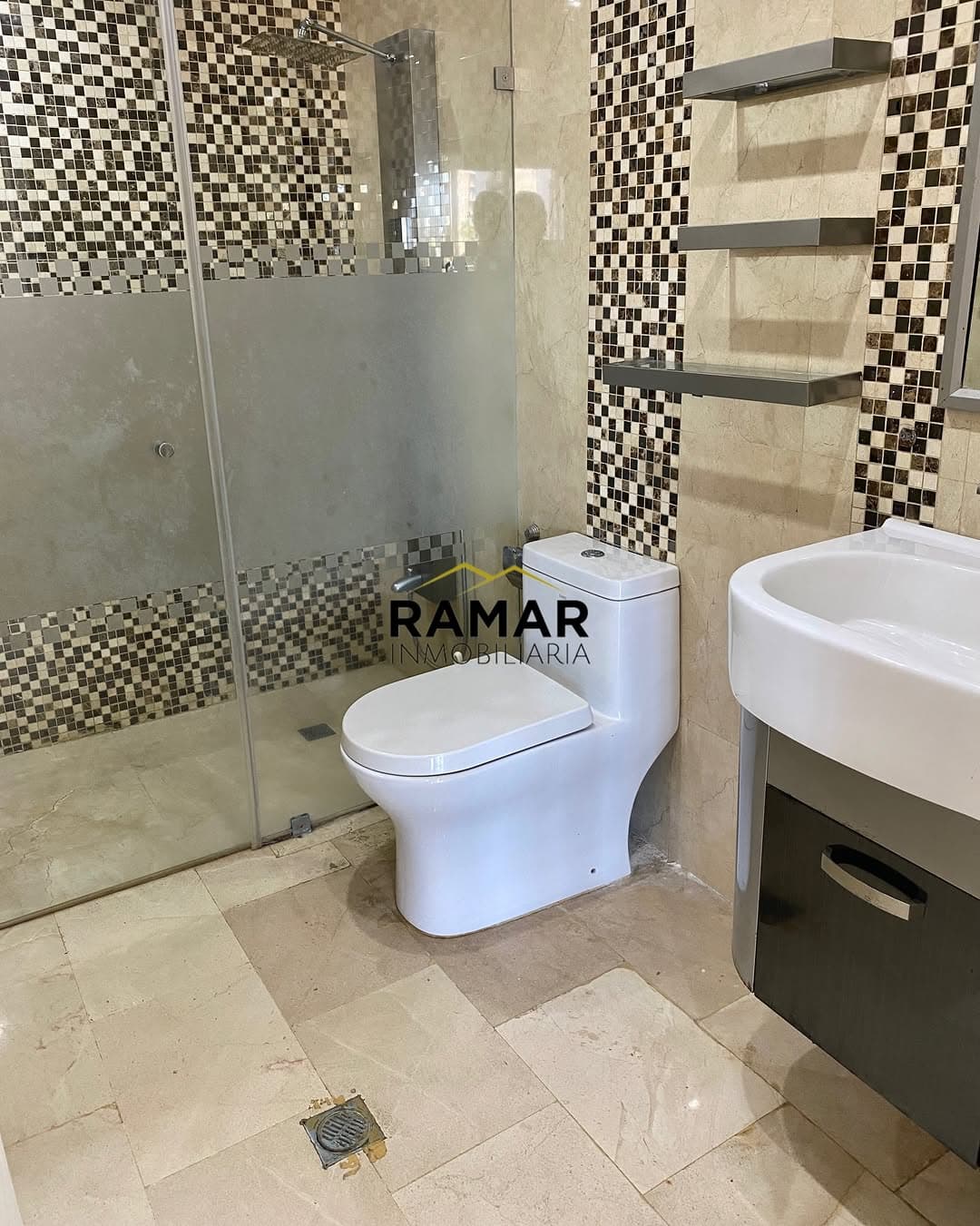 Apartamento en venta en El Caribe, La Guaira 7