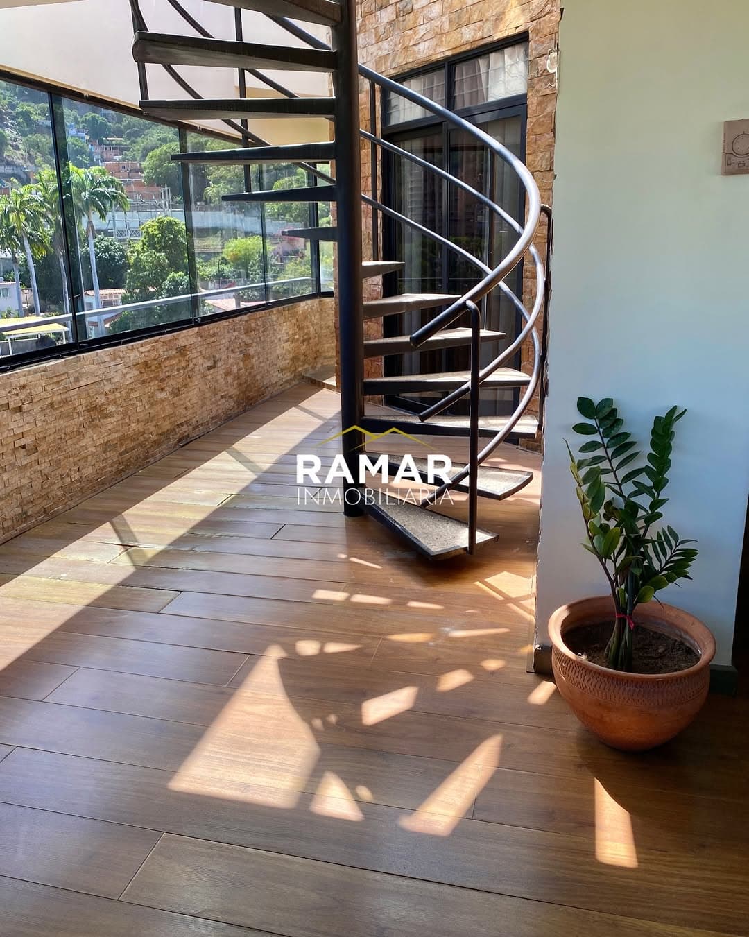 Penthouse en venta en Caraballeda, 195 m² 11