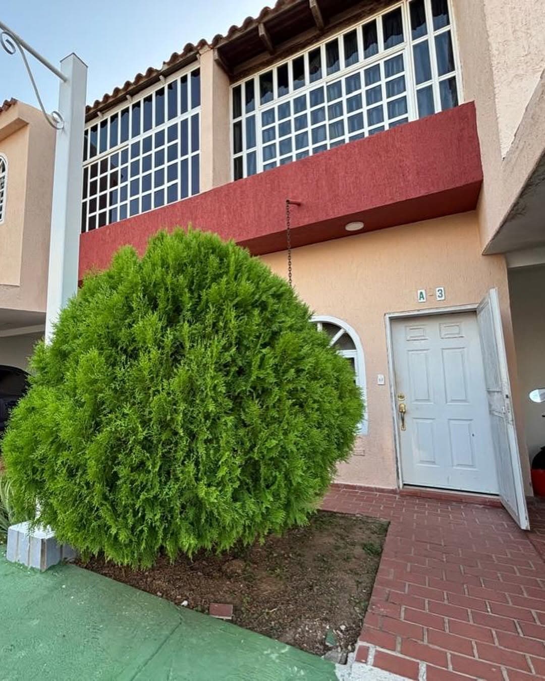 Townhouse 5 hab. Sabanamar, Porlamar - Margarita - imagen 2