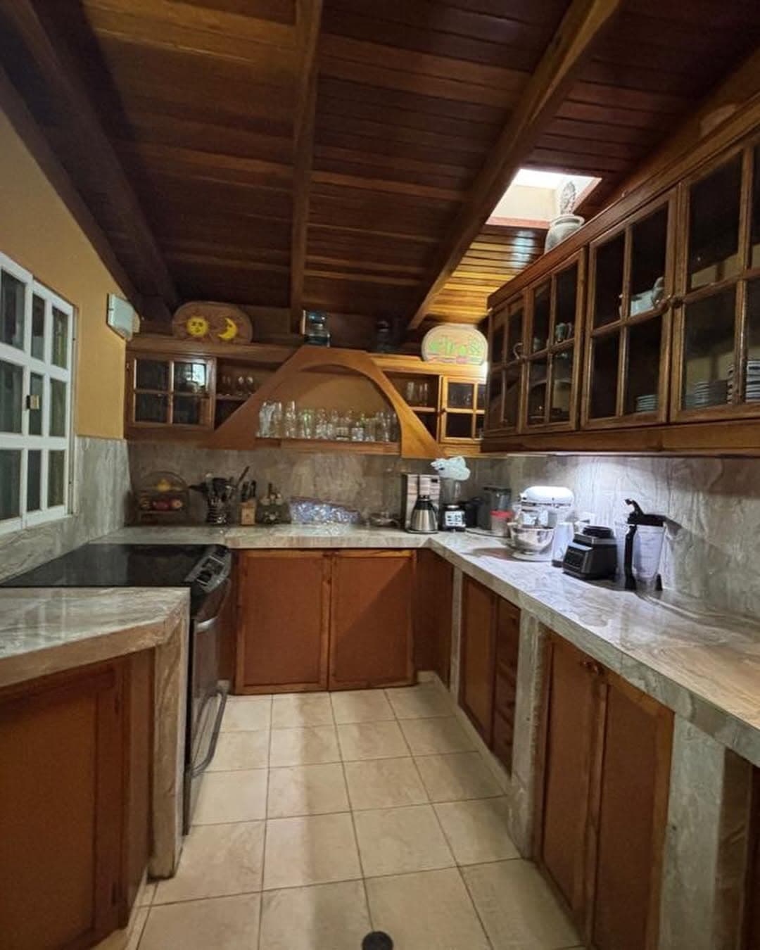 Townhouse 5 hab. Sabanamar, Porlamar - Margarita - imagen 3