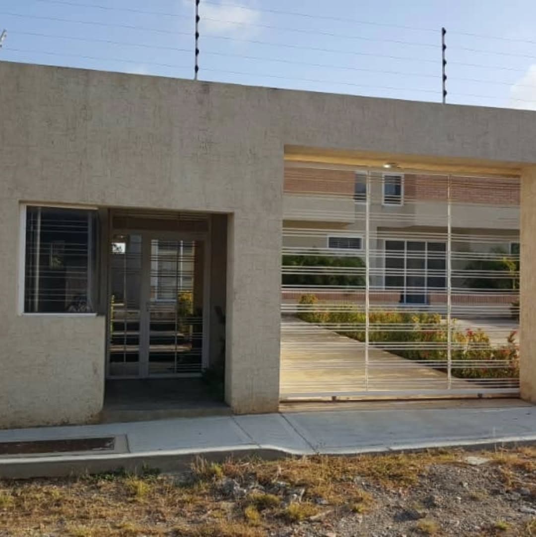 Townhouse Villa las Piedras Los Robles, 3 hab 12