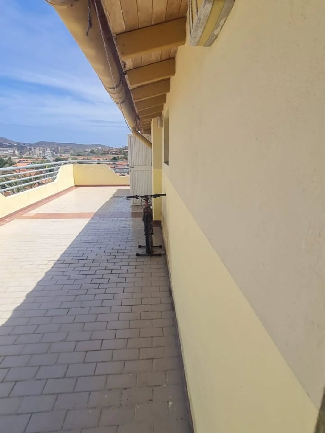 Penthouse 80m² con terraza, Playa Moreno, Margarita 12
