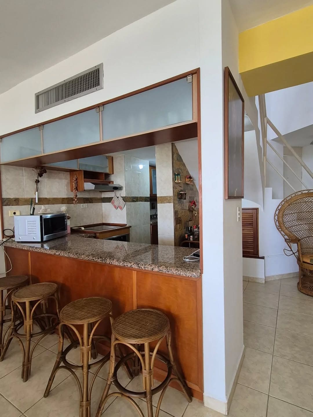 Apartamento Duplex en Conjunto Residencial Kokomar, Isla de Margarita - imagen 4