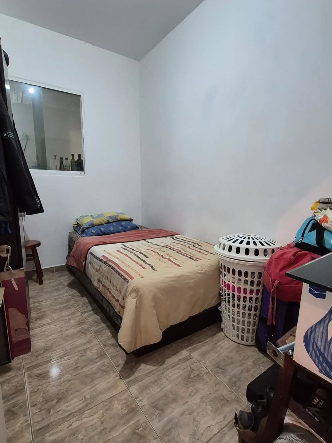 Apartamento 2H/2B en Los Robles, Maneiro - 60 m² - imagen 5