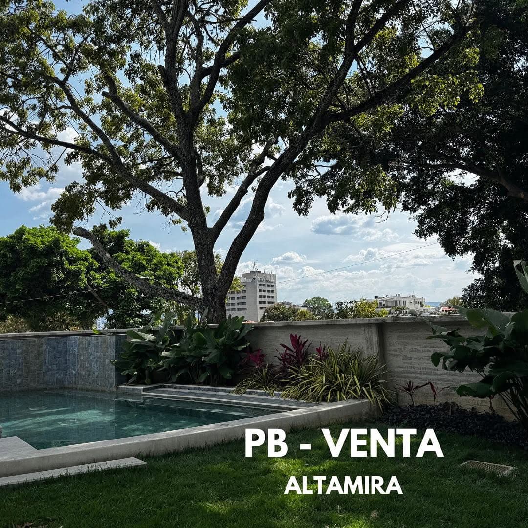 Casa en venta en Altamira, 3 hab, 467 m2 - imagen 1
