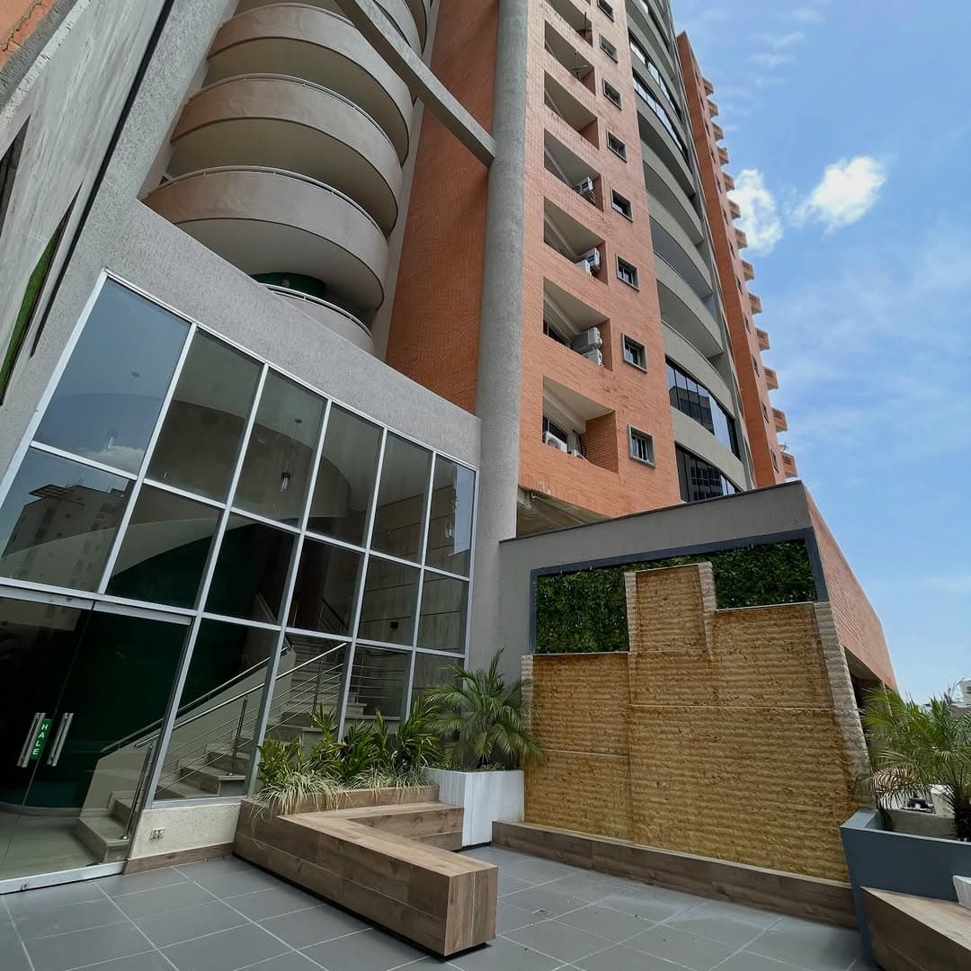 Apartamento amoblado 1H/1B en Le Parc Suites El Parral 12