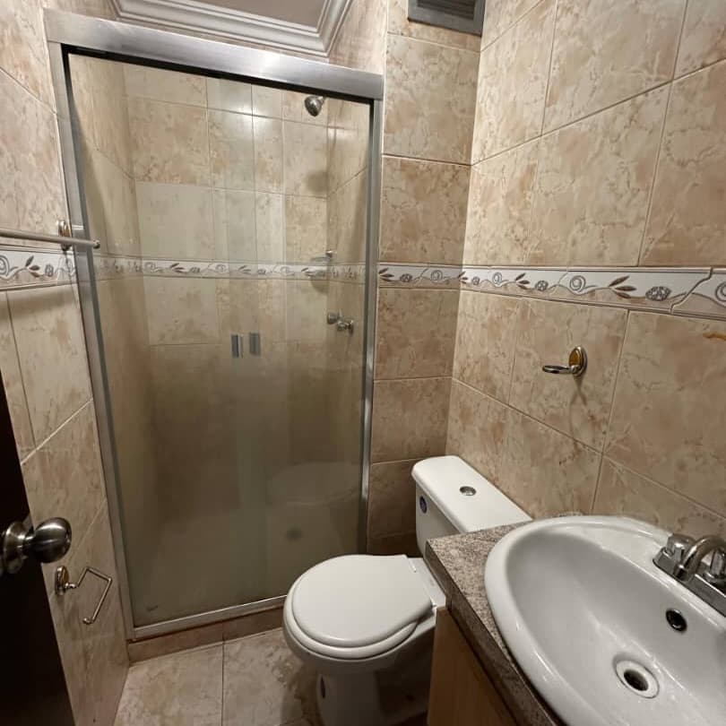 Apartamento moderno 3H/2B Terrazas de San Diego 8