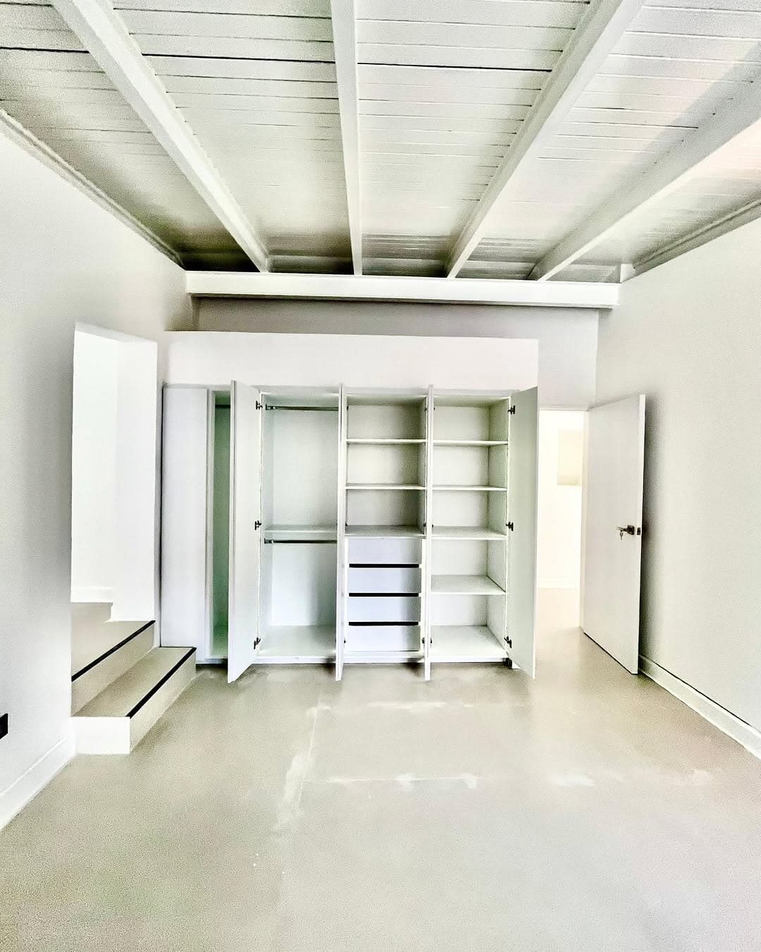 Casa con vista al Ávila, 5 hab, totalmente remodelada 10