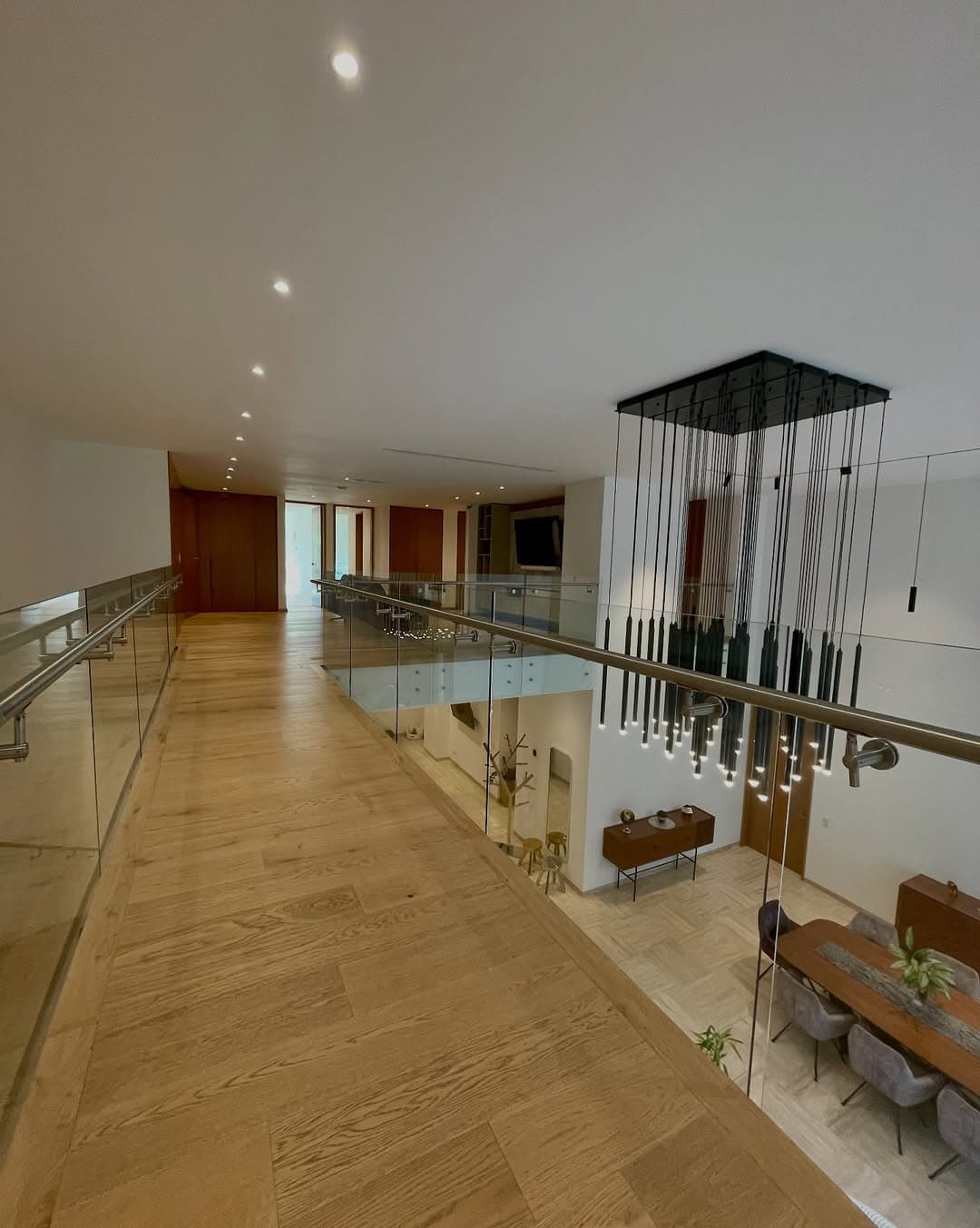 Planta Baja en Campo Alegre - 4 Hab, 5 Baños 7