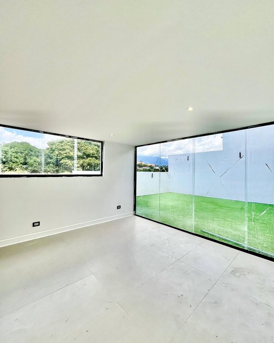 Casa con vista al Ávila, 5 hab, totalmente remodelada - imagen 4