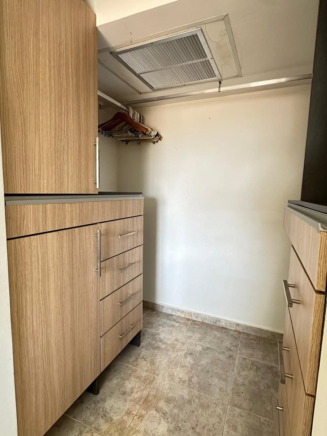 PH Duplex en Residencias Carenero, Isla de Margarita 14