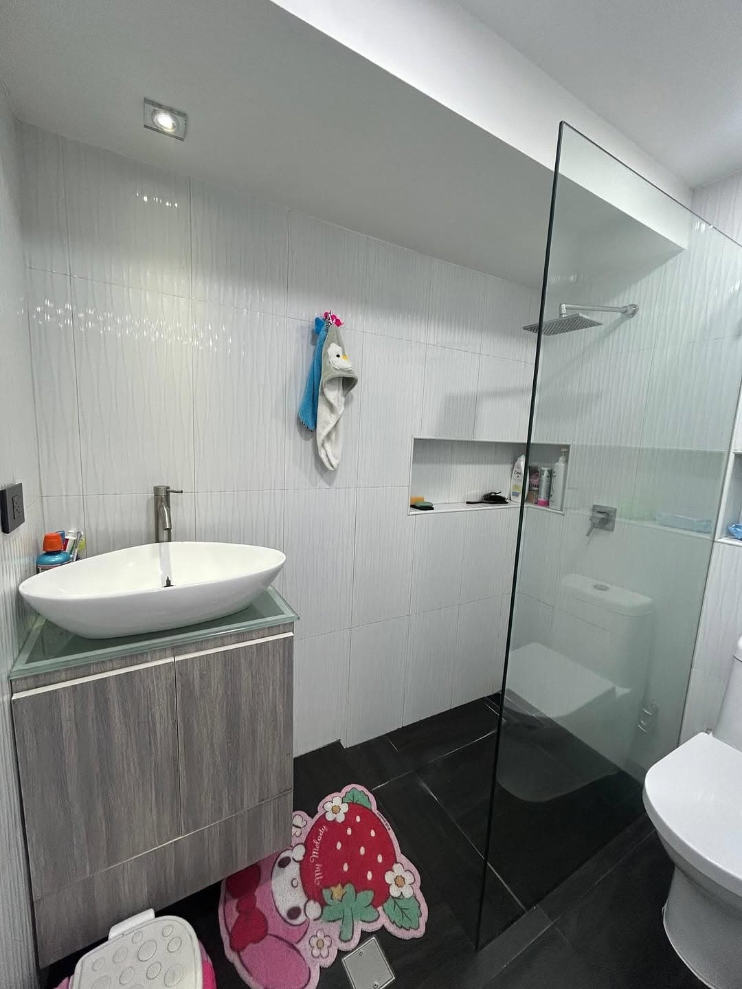 Apartamento Remodelado en Venta - Quinta Crespo 8