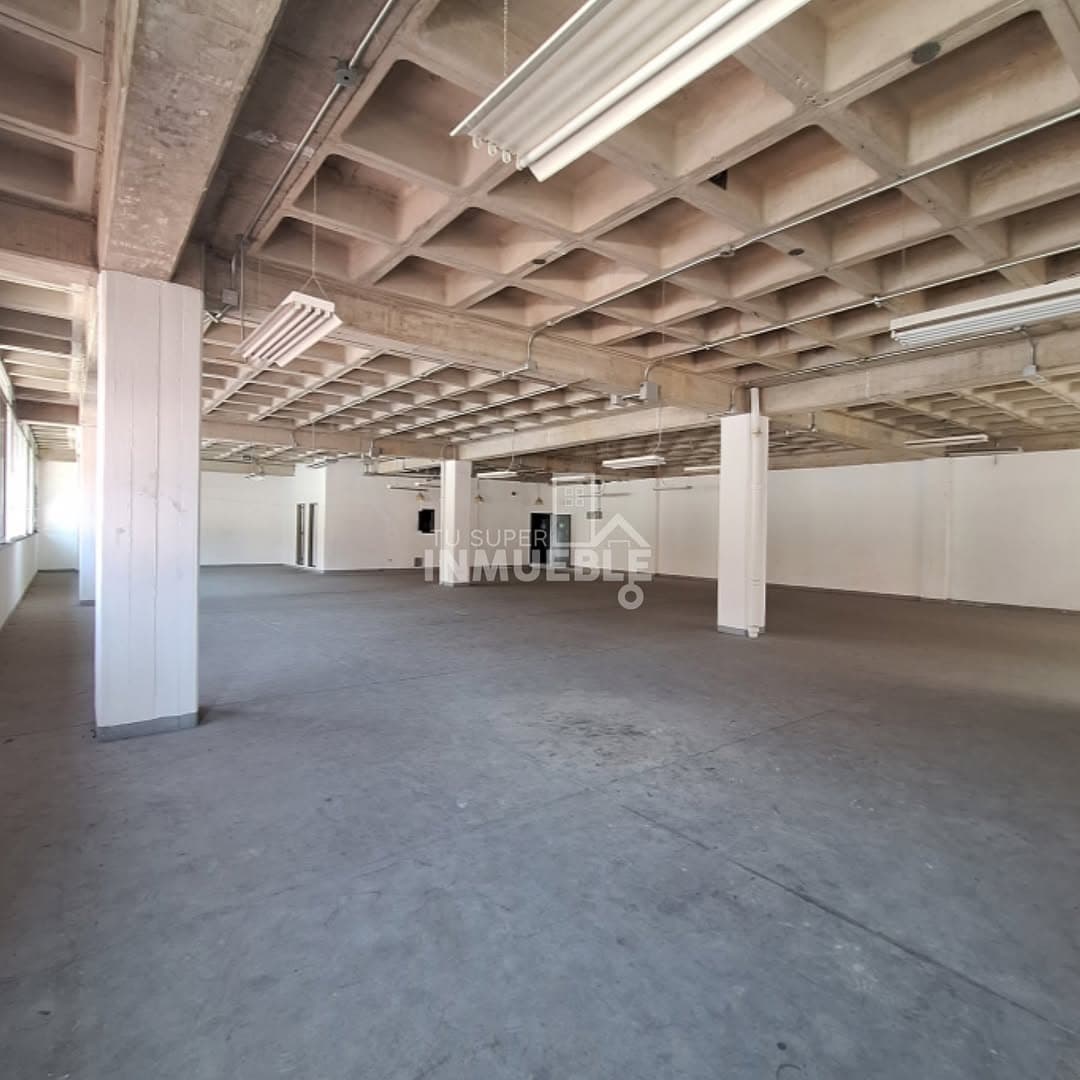 Edificio Industrial en Venta - La Urbina, Caracas - imagen 2