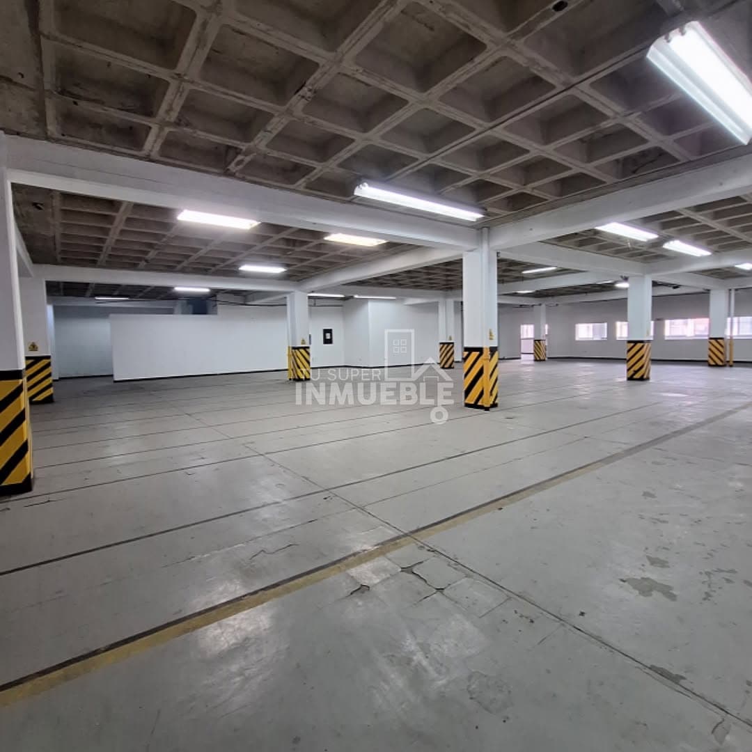 Edificio Industrial en Venta - La Urbina, Caracas 7