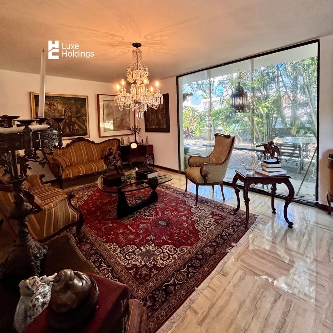 Casa en venta con arquitectura de autor en Caurimare - imagen 3