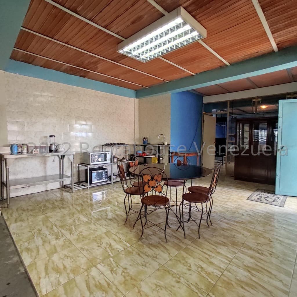 Edificio comercial-residencial en Palo Negro, Maracay 6