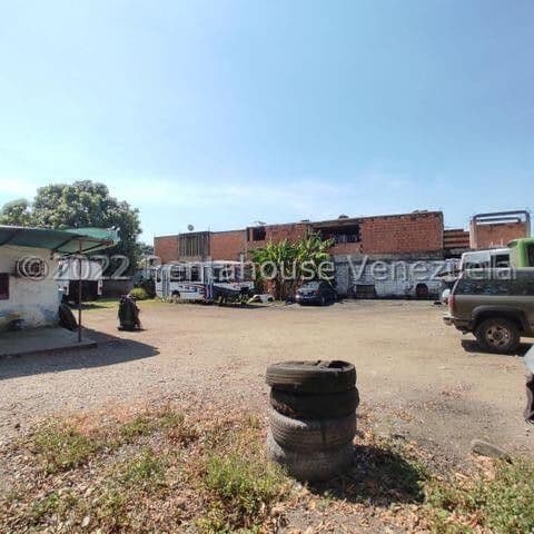 Terreno comercial 1262 m² Maracay, Aragua - imagen 4