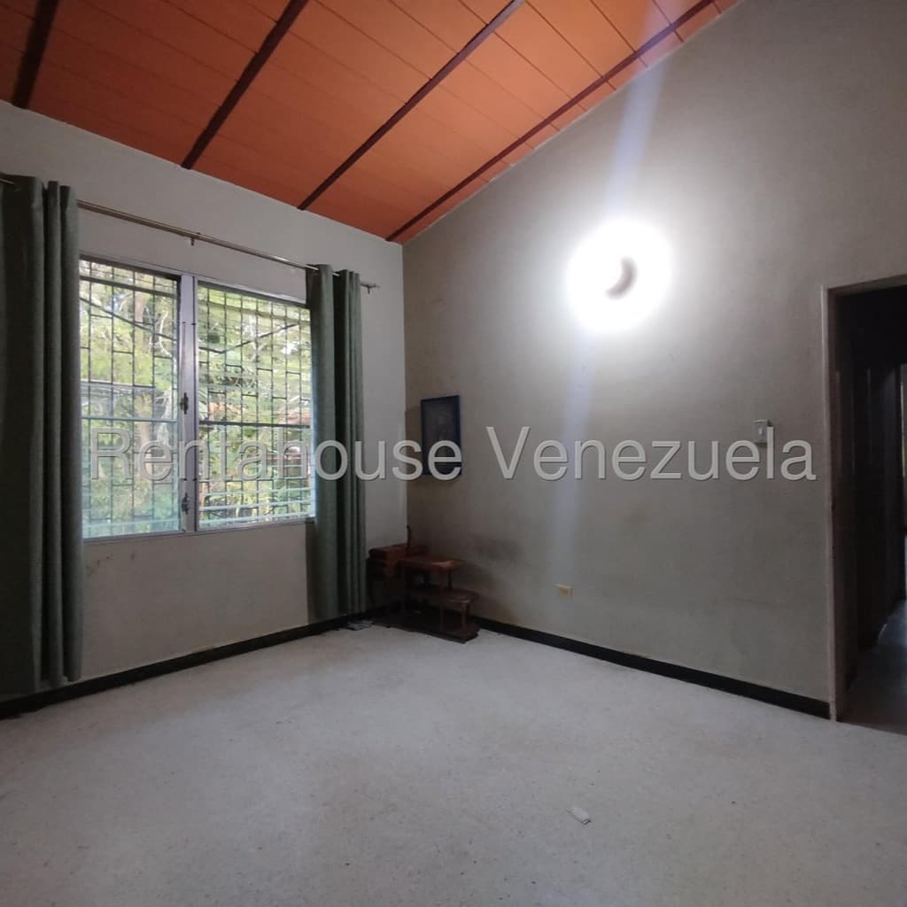 Casa Duplex 5 hab El Limón, Maracay - 1.035 m² 9
