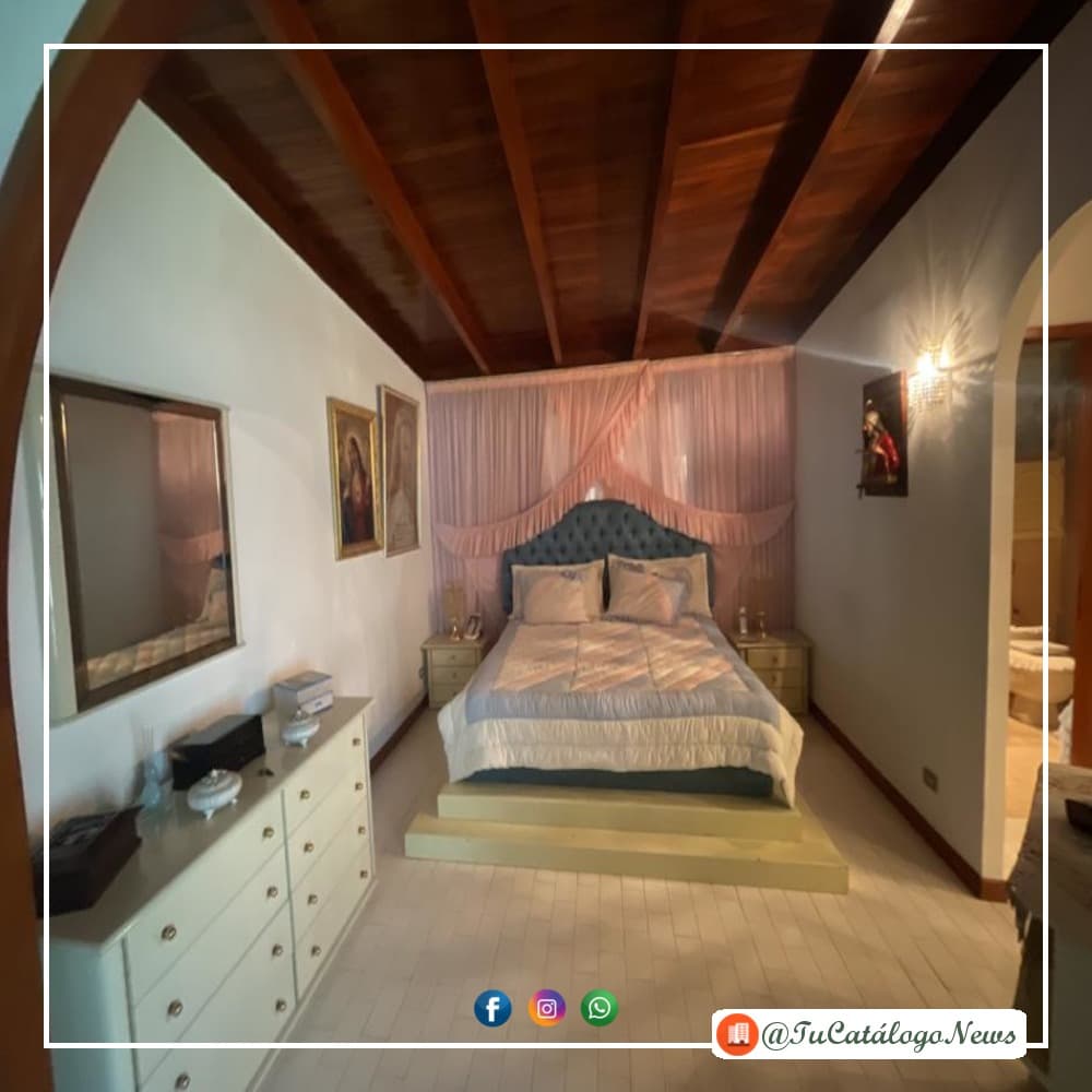 Quinta 4 hab en Alto Prado, Caracas 9