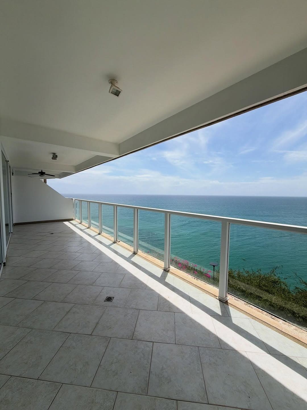 Apartamento en El Morro, Diego Bautista Urbaneja 9