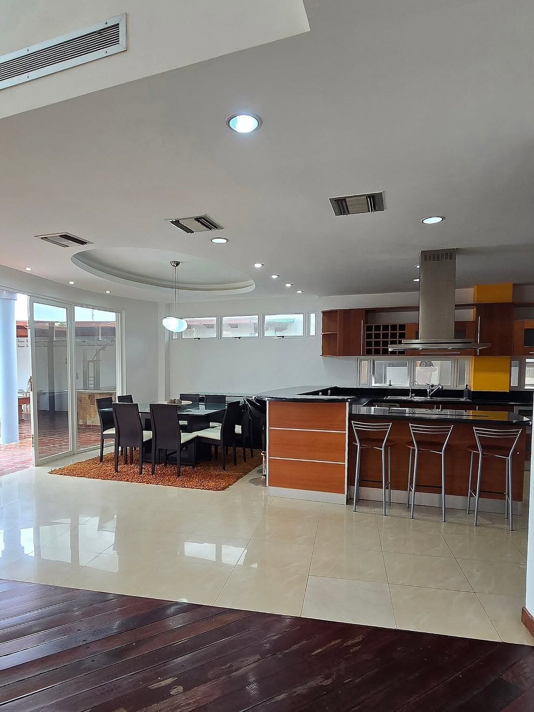 Casa en Pampatar, Maneiro 9