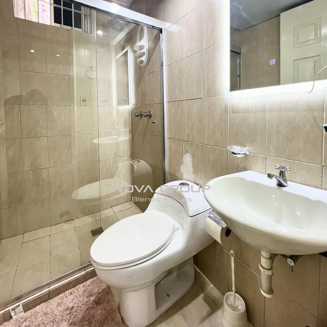 Apartamento en Lechería, Diego Bautista Urbaneja 9