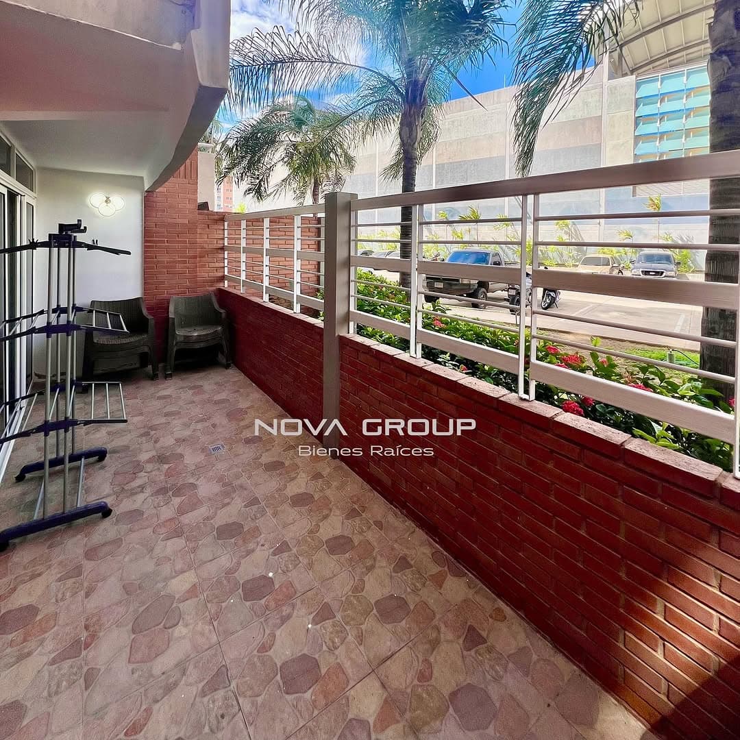 Apartamento en Lechería, Diego Bautista Urbaneja 10