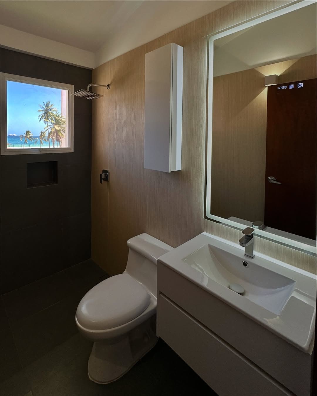 Casa en El Morro, Diego Bautista Urbaneja 10