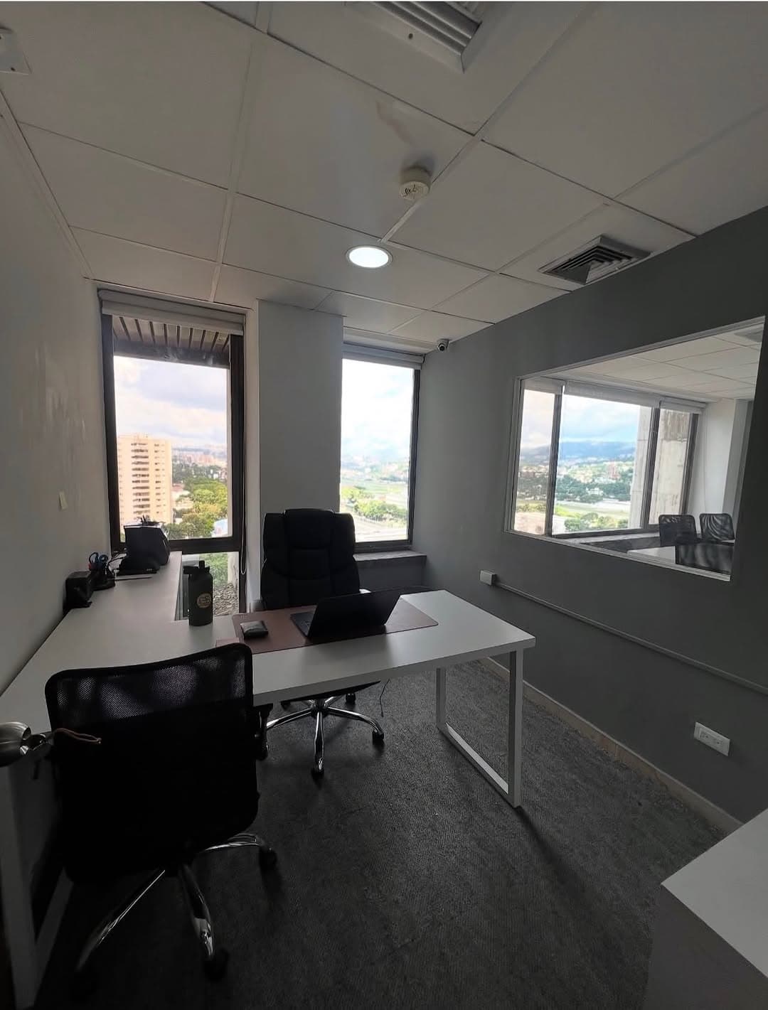 Oficina en Bello Campo, Libertador 6