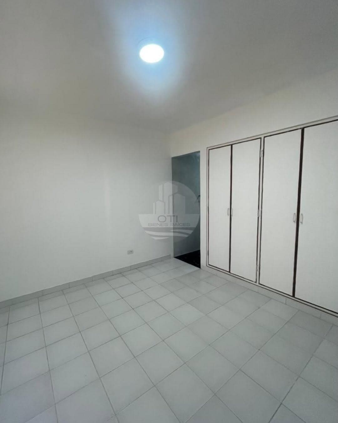 Apartamento en Valencia, Libertador 9