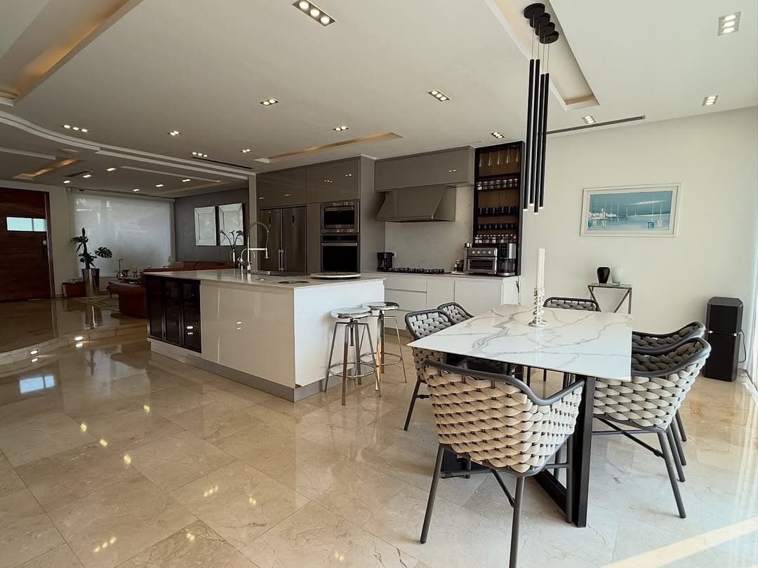 Casa en Lechería, Diego Bautista Urbaneja - imagen 4