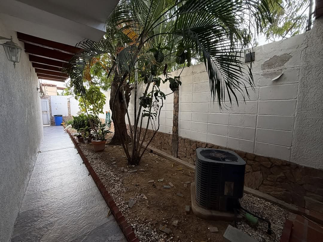 Casa en Barcelona, Simón Bolívar 14