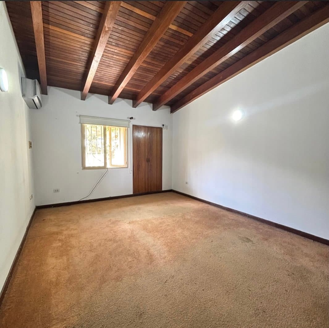 Casa en Colinas de Bello Monte, Libertador 8