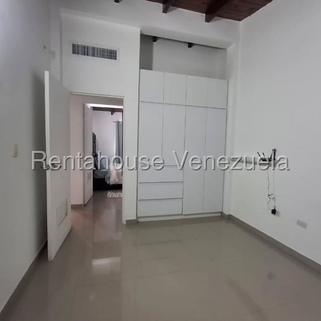 Townhouse en Pampatar, Maneiro 11