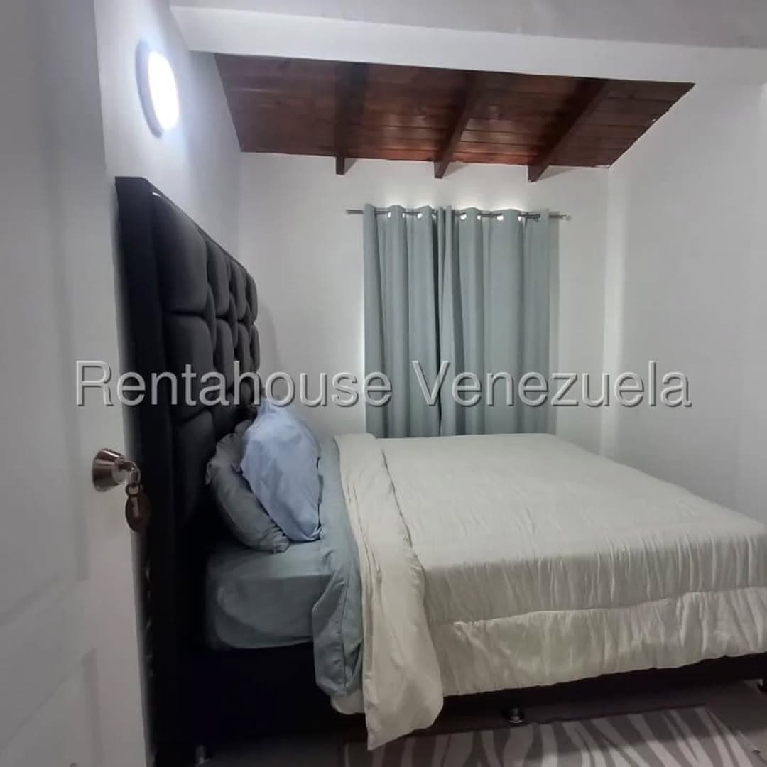 Townhouse en Pampatar, Maneiro 12