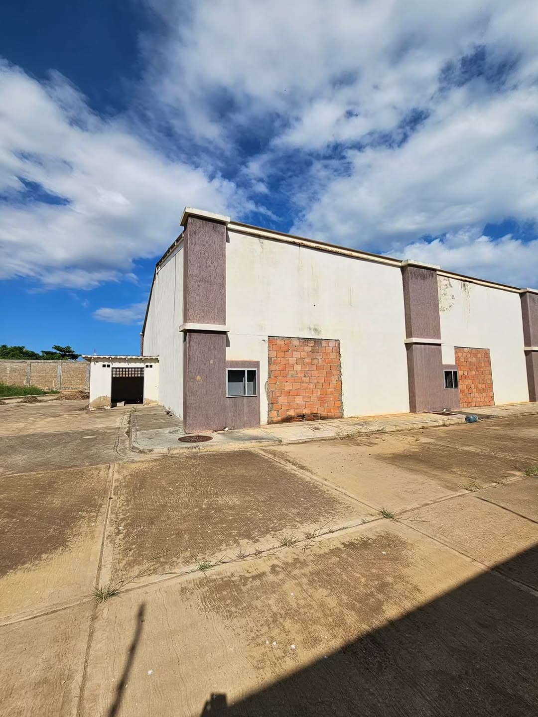 Galpón en La Asunción, Arismendi 15