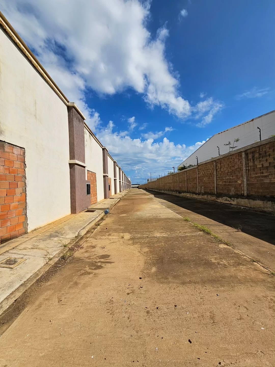 Galpón en La Asunción, Arismendi 16