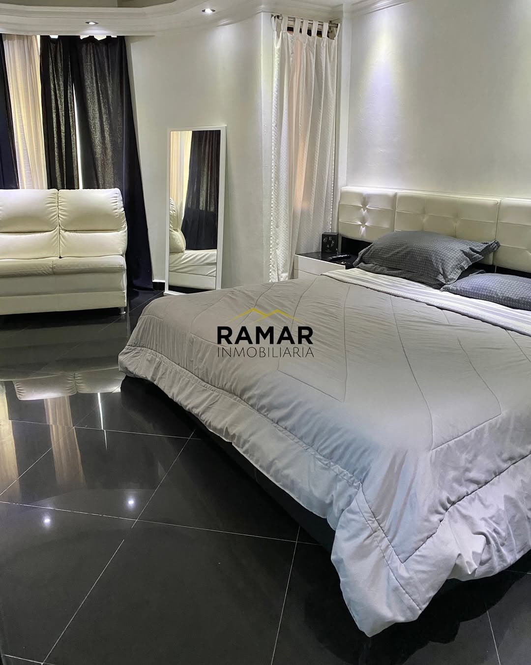 Apartamento en Caraballeda, Vargas - imagen 5