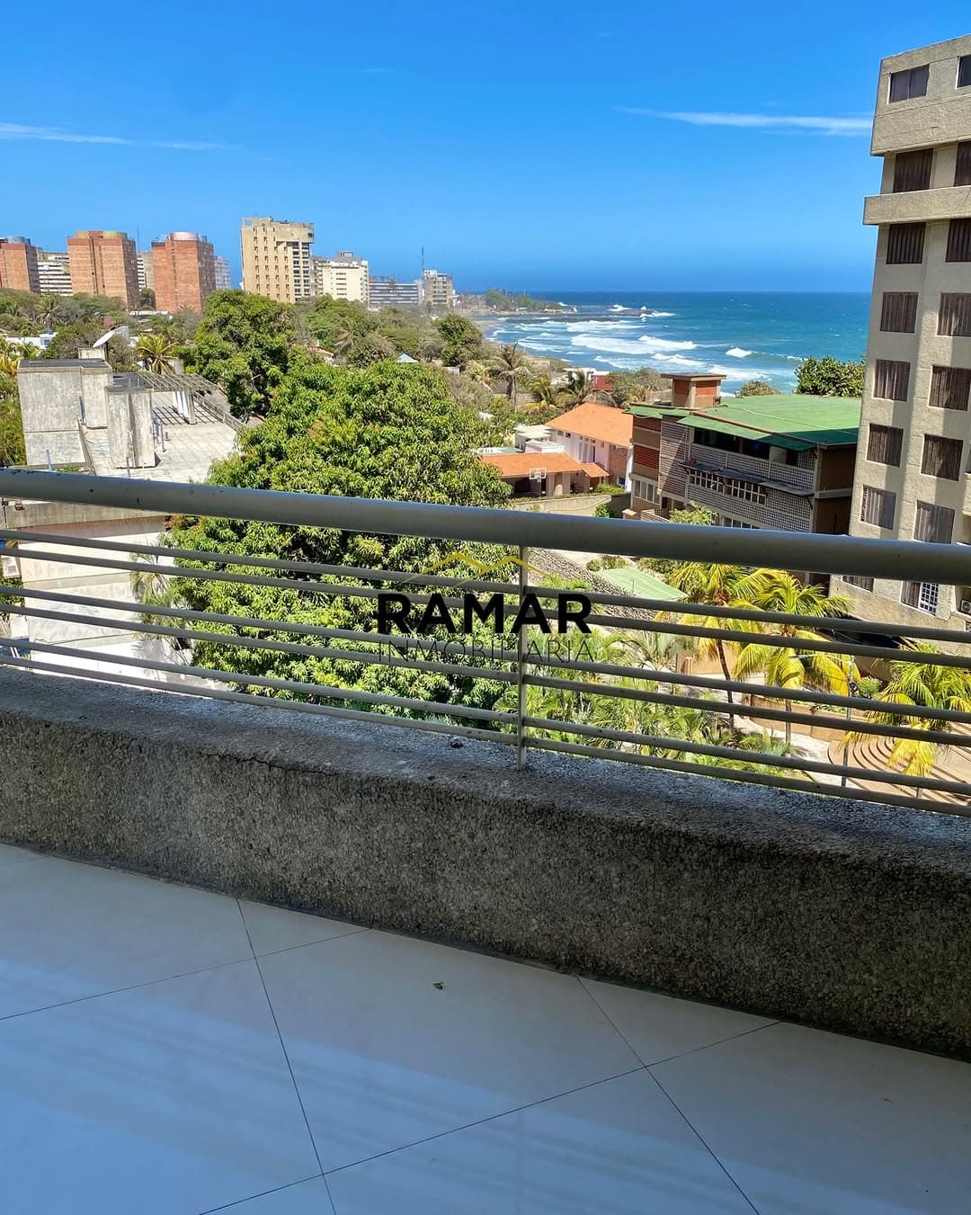 Apartamento en Caraballeda, Vargas 9