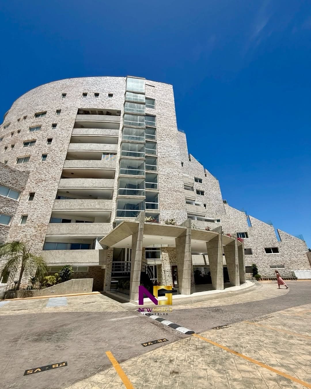 Apartamento en El Morro, Diego Bautista Urbaneja 11