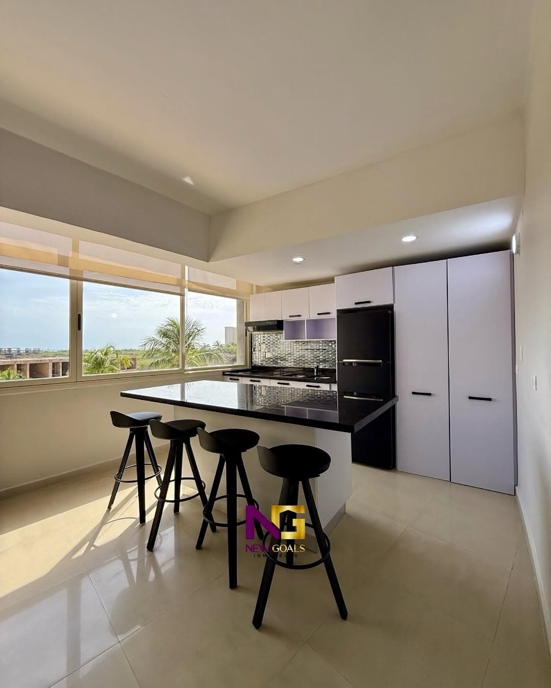 Apartamento en El Morro, Diego Bautista Urbaneja 6