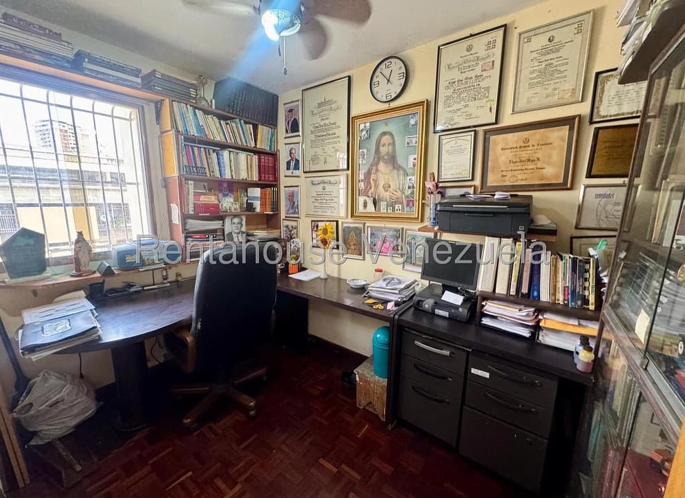 Apartamento en Colinas de Bello Monte, Libertador 12