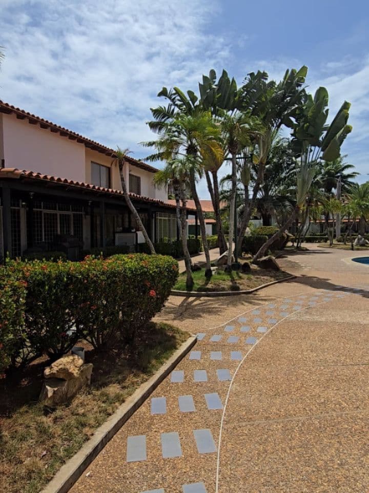 Townhouse en Pampatar, Maneiro 20