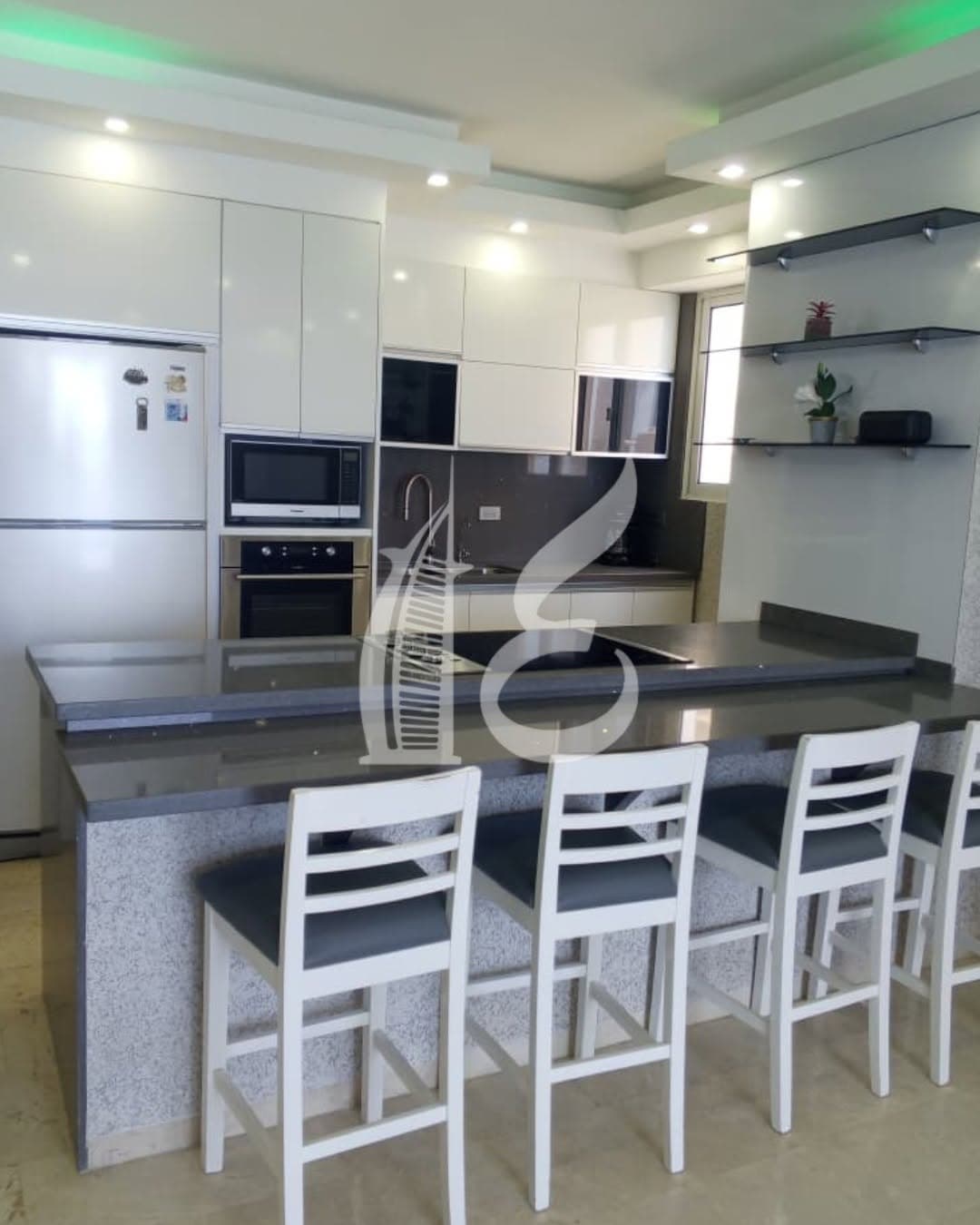 Apartamento en Caraballeda, Vargas - imagen 2