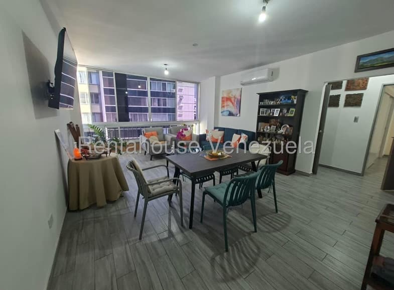 Apartamento en Altamira, Santa María de Ipire - imagen 2