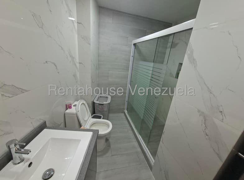 Apartamento en Altamira, Santa María de Ipire 9