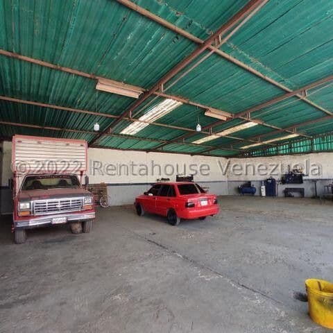 Local Comercial en Turmero, Santiago Mariño 9