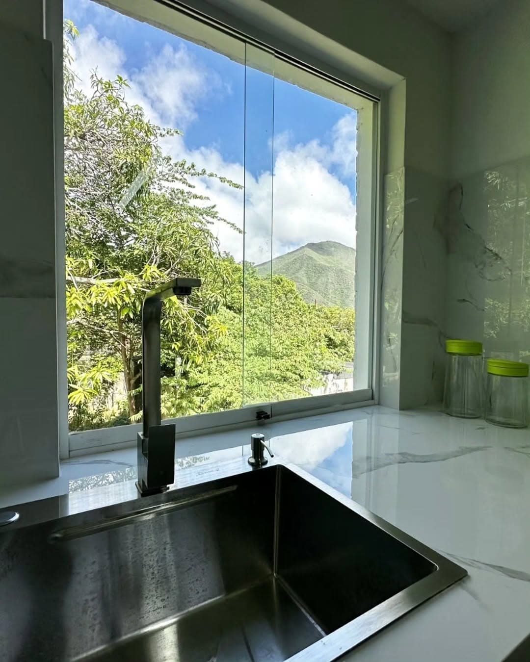 Apartamento en La Asunción, Arismendi 7