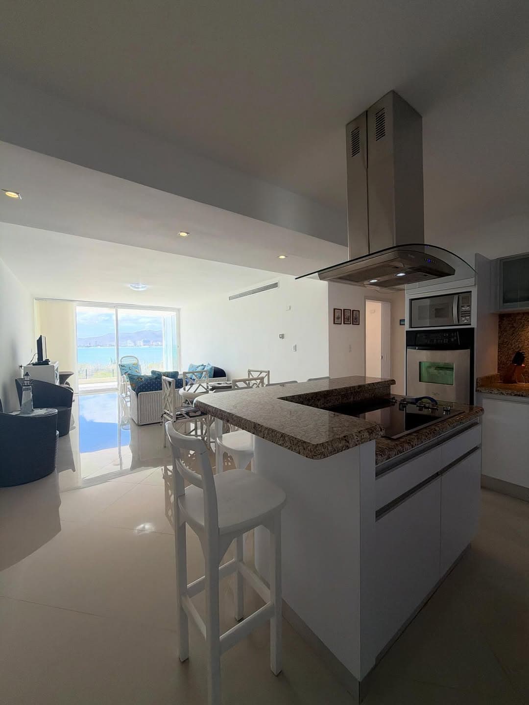 Apartamento en El Morro, Diego Bautista Urbaneja - imagen 2